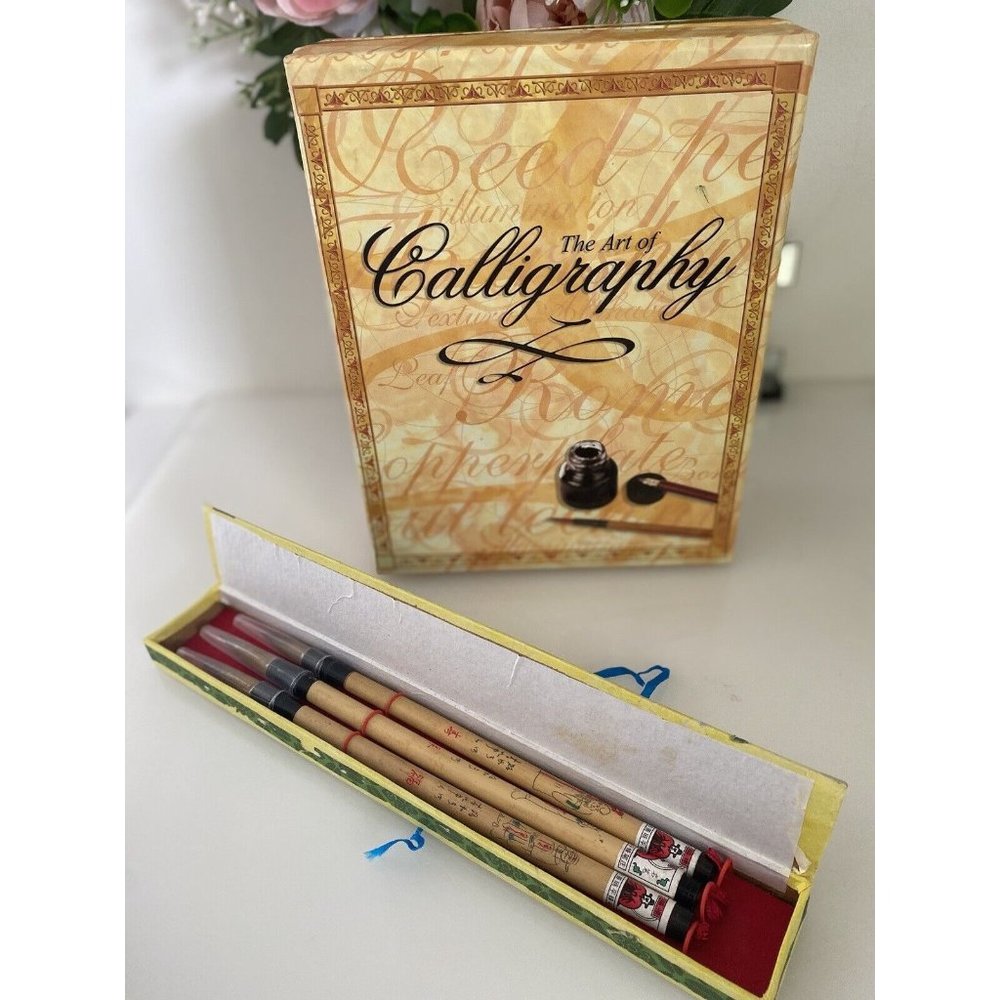 The Art‎ of Calligraphy Top That Hardcover Complete Set  and Special Brushes NEW